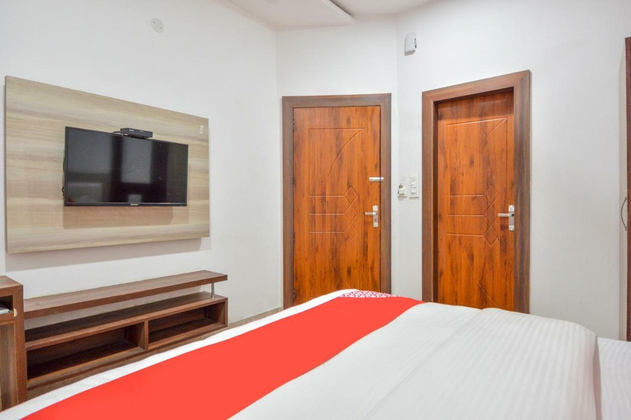 Oyo 48476 Hotel Govindham Thānesar Buitenkant foto