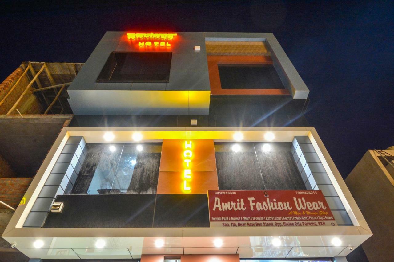 Oyo 48476 Hotel Govindham Thānesar Buitenkant foto